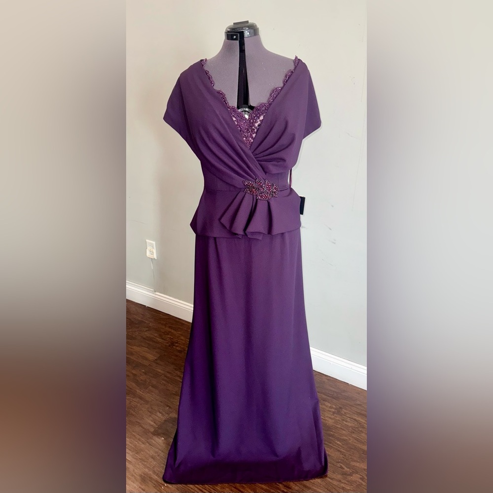 Elegant Purple mother of‎ the bride Dress